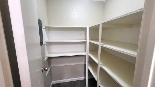 Photo - 7400 Bellerive Dr Unit 1605