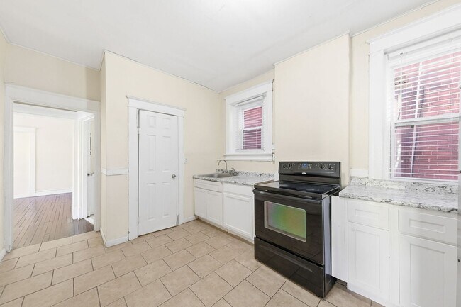 3507 Ohio Ave Unit 1st Floor Unit