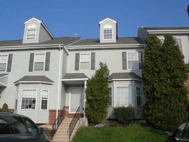 Photo - 1802 Harrison Ct Townhome