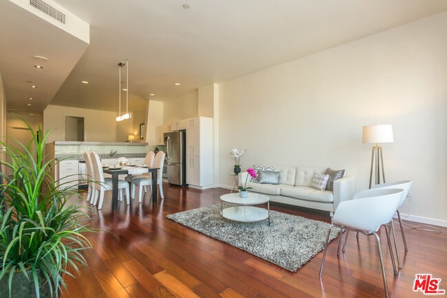 Photo - 1100 Wilshire Blvd Unit 3504