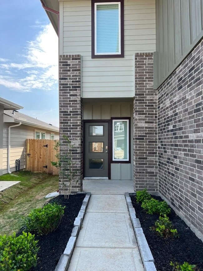 Photo - 12819 Heddington Grv Ln
