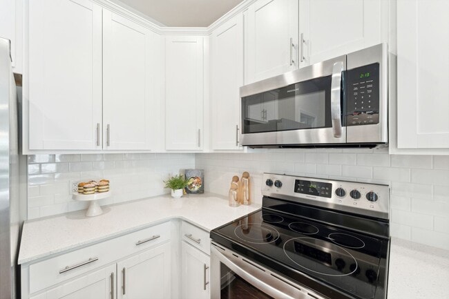 Building Photo - Dogwood Landing