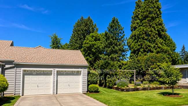 Photo - 606 NW 28th St
