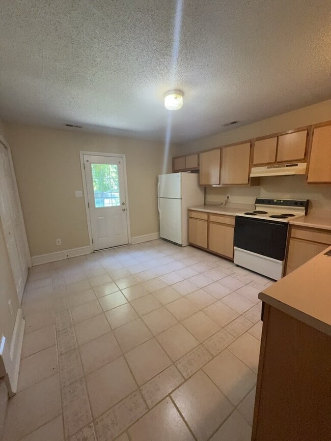 Photo - 1121 Pueblo Dr