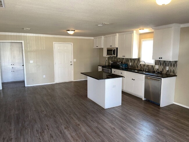 Photo - New, Well Kept 3/2 Home Close to Texas Tech!