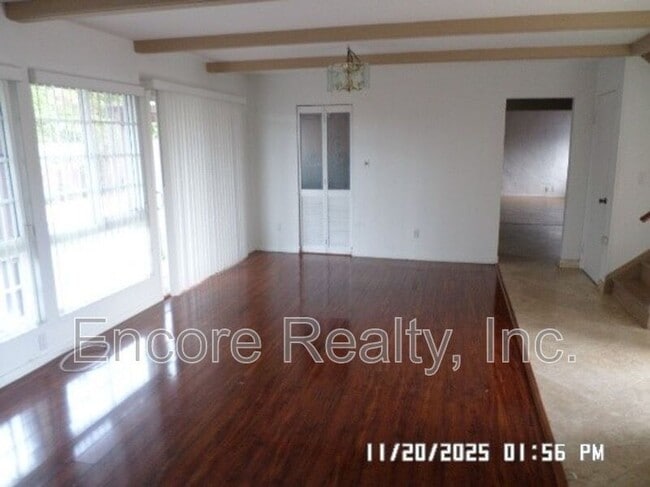 Photo - 539 Hibiscus Ct