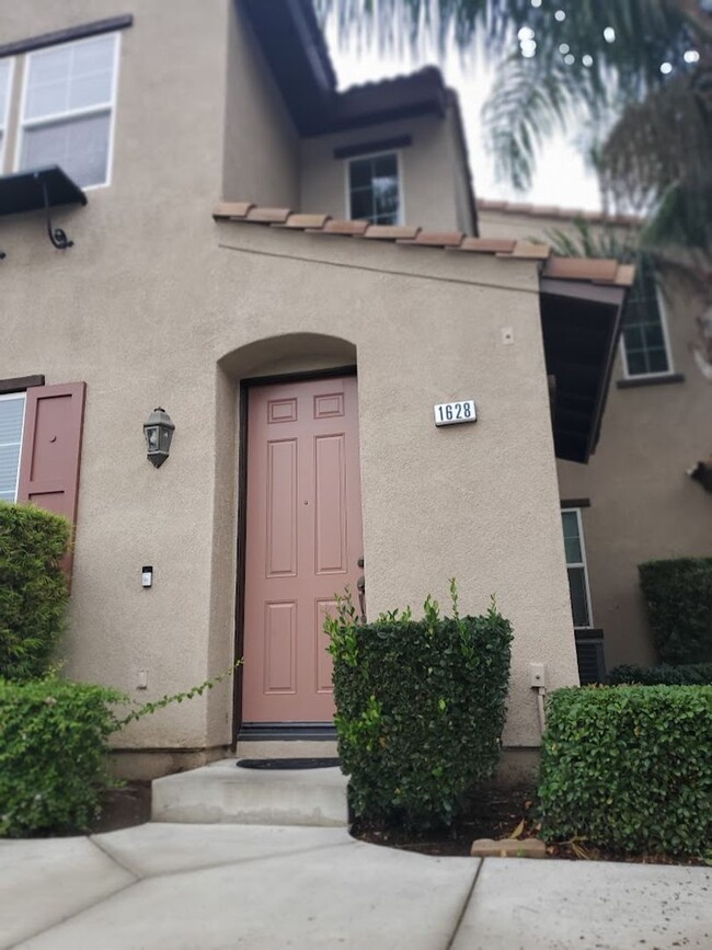 2bd/2ba Condo in Gated Community in Perris - 2bd/2ba Condo in Gated Community in Perris