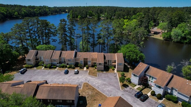 Photo - 6905 Cleaton Rd