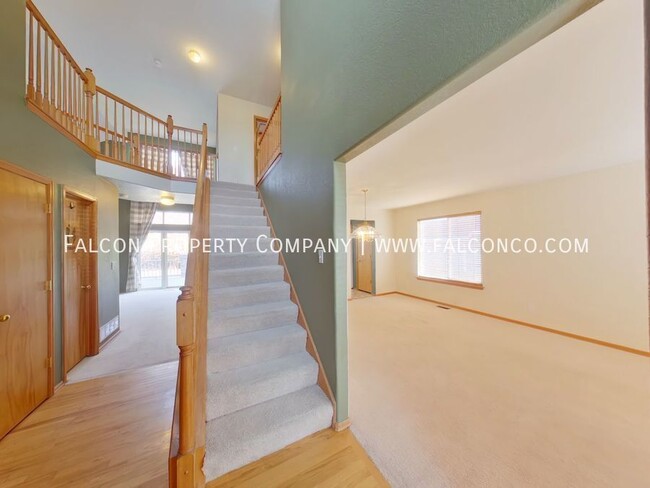 Photo - 4883 Jedediah Smith Rd