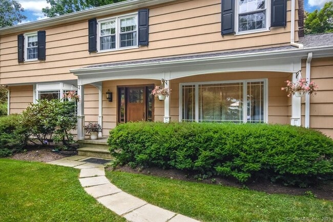 Photo - 116 Wildwood Rd