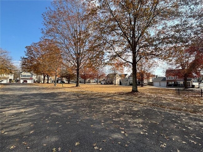 Photo - 303 Barberry Pl