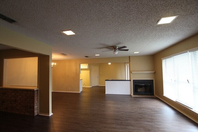 Photo - Spacious 2-Bedroom, 2-Bathroom Duplex with...