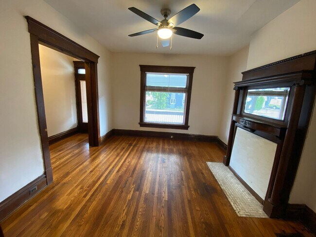 Photo - 252-254-254 King Ave Unidad 254