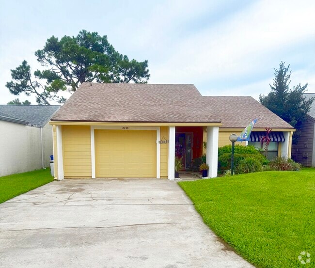 Building Photo - 2458 Lorraine Ct S Rental