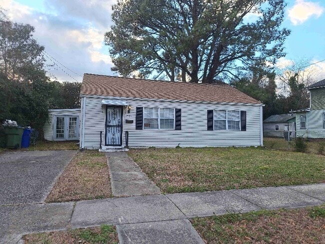 Photo - 2531 Vincent Ave