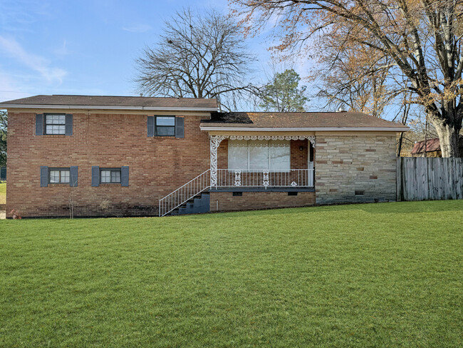 Front - 1006 Van Buren Ave House