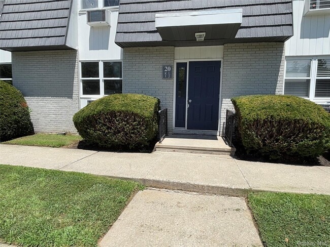 Building Photo - 20 White Gate Rd Unit I Rental
