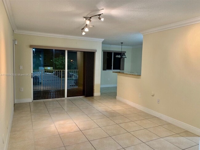 Photo - 20930 SW 87th Ave Unit 201