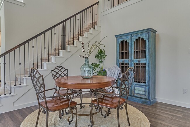 Photo - 27129 Ivorywood Dr