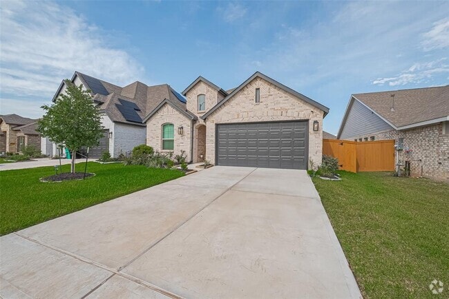 Building Photo - 4910 Tan Briar Dr Rental