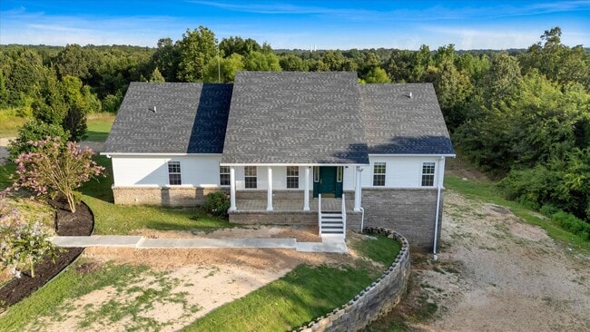 Photo - Spacious 5-Bedroom Home on 1.5+ Acres in West Side School District