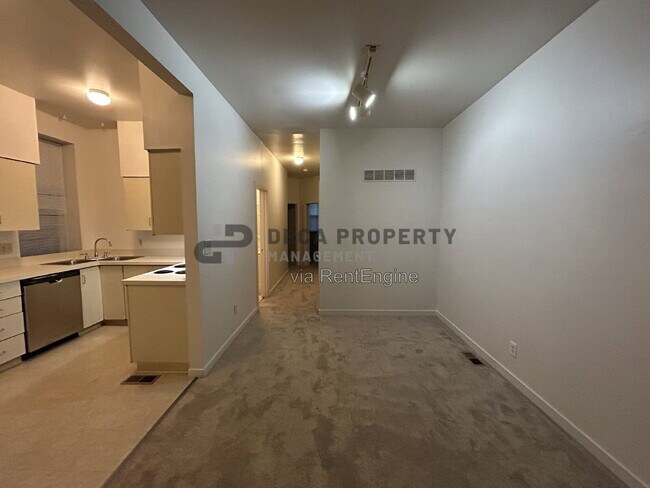 3824 Shenandoah Ave Unit 1F