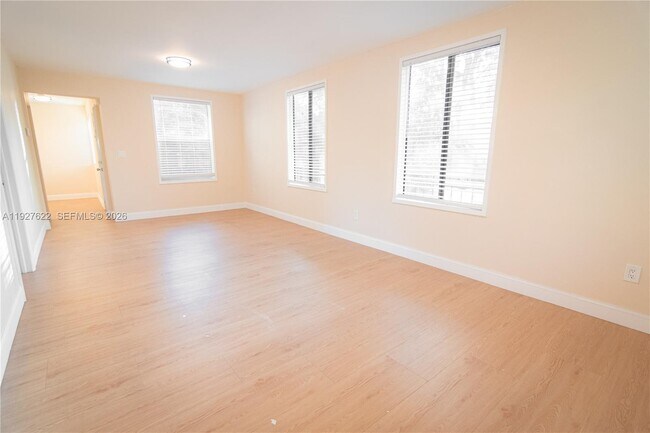 Photo - 2575 SW 59th Ave Unit 3