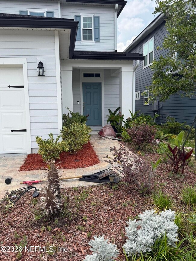 70 Golden Fern Dr