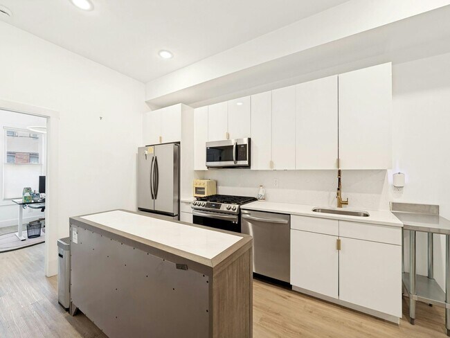 Photo - 234 Webster Ave Unit 1L