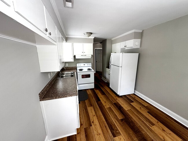 Photo - 622 Rosemont Ave