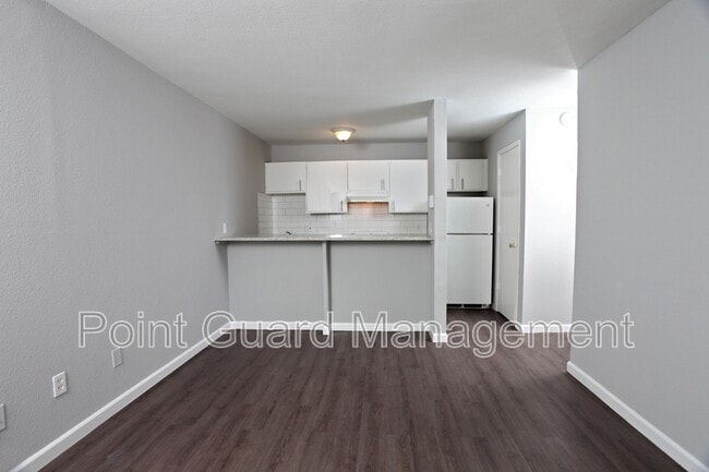 Photo - 1212 S Longfellow St Unidad 309