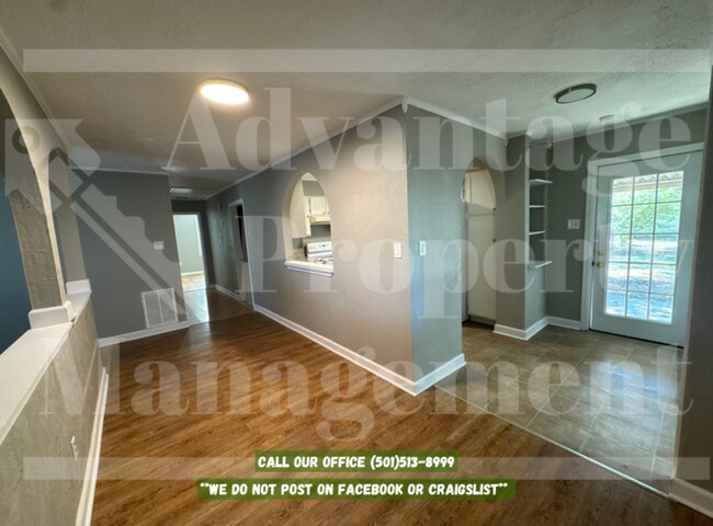 Photo - 1601 Robins St