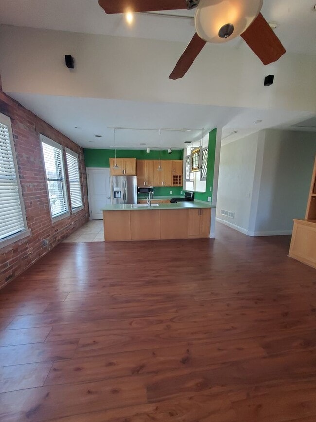 Photo - Awesome Downtown Moline Apartment Close to Arsenal