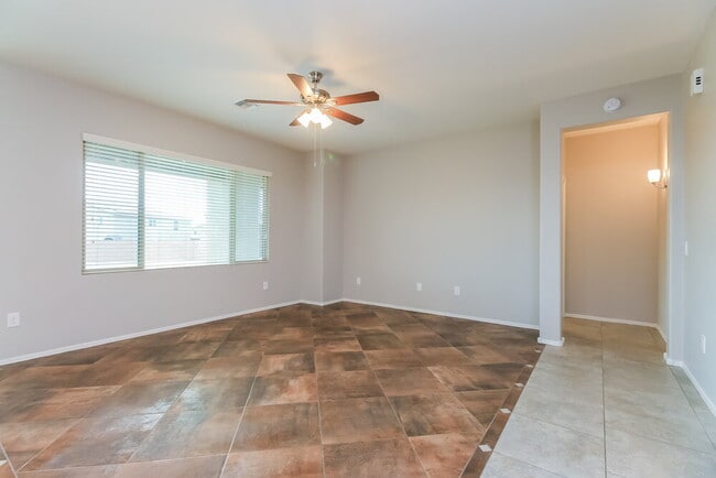 Photo - 1176 E Madera Grove Ln