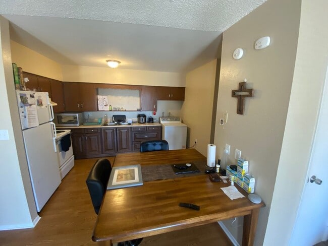 Photo - Cute 3 Bedroom Fourplex on Sunny Lane