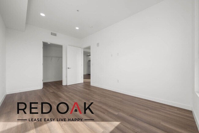 Photo - 1860 N Western Ave Unit P14