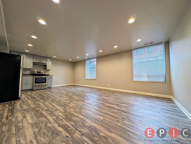 Building Photo - Remodeled basement apartment in Harvard/Yale Area Unit Basement