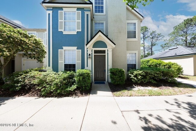Building Photo - 13703 Richmond Park Dr N Unit 3302