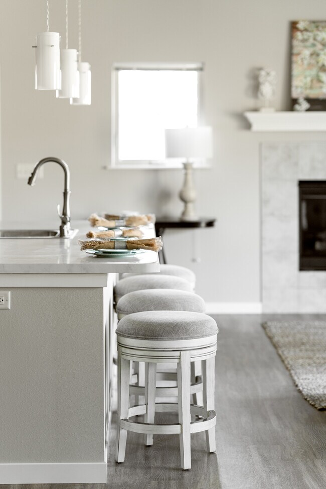 High Bluff Townhomes Townhomes for Rent Grafton, WI