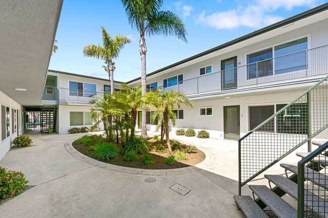 Photo - 1720 Park Avenue