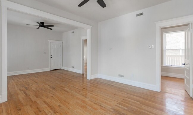 Photo - 1325 N Homan Ave Unit 2S