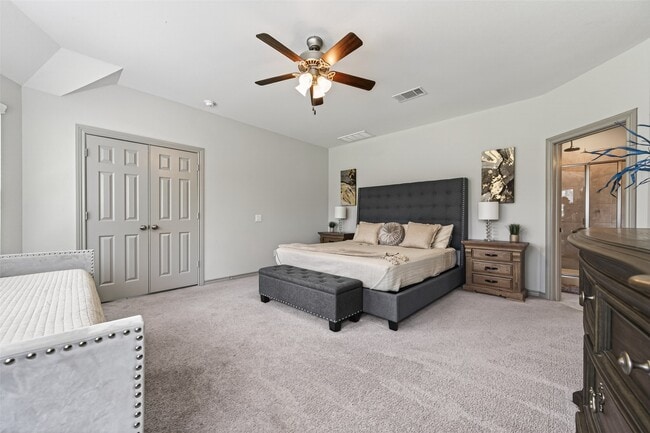 Building Photo - 6 Log House Ct