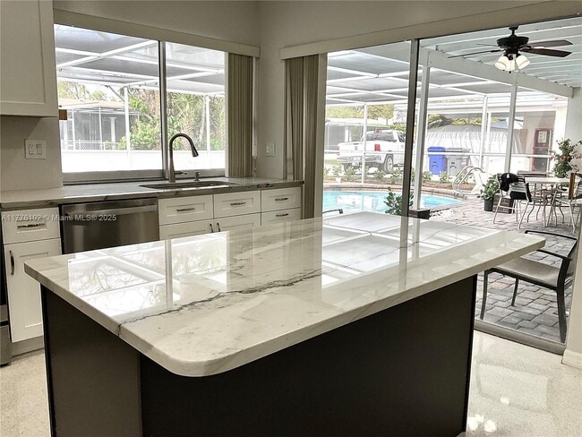 Photo - 1327 Garfield St