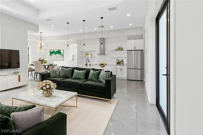 Photo - 2740 35th Ave NE