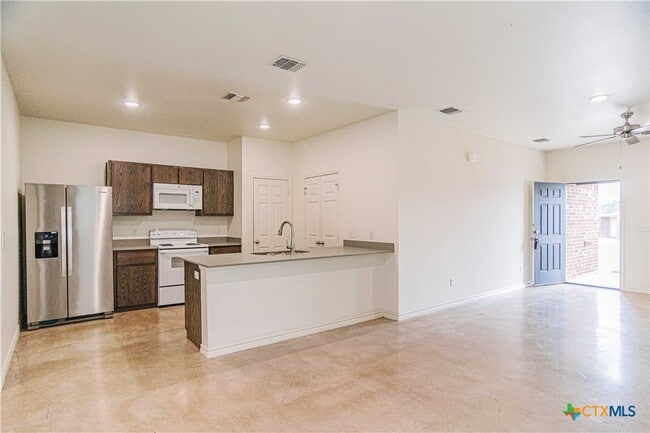 Photo - 2317 A Alterman Dr