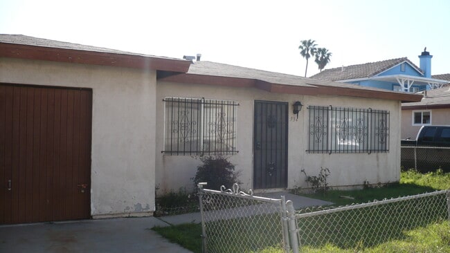 Photo - 930-934 Emory Street Unit 934
