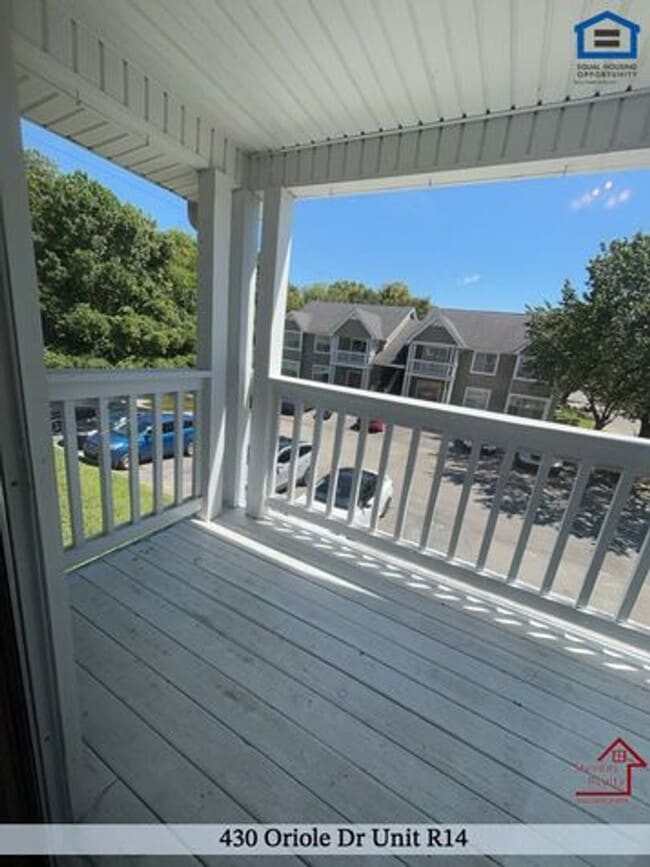 Photo - 430 Oriole Dr