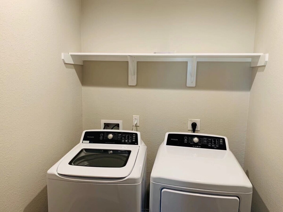 Photo - 22730 Busalla Trail