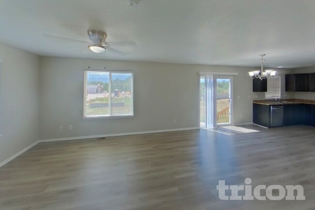 Photo - 2728 Sierra Springs Dr