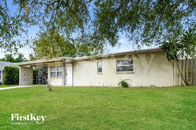 8013 Powell Dr